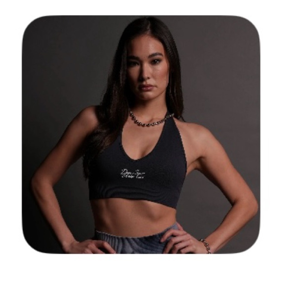 From The Shadows "Everson Seamless"
Halter Bra in Midnight Blue